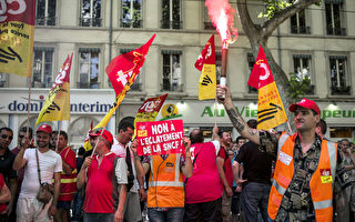 法国铁路公司罢工 直接“威胁”高中会考