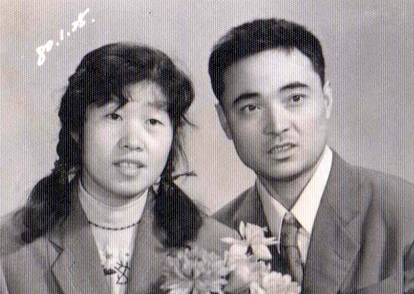 里玉书与丈夫(已故)年轻时的合影(明慧网)