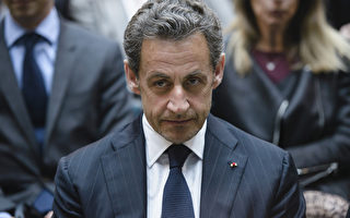 法国前总统萨科齐（Nicolas Sarkozy）7月1日因贪腐相关的调查，被调查人员拘留问话。(AFP PHOTO / CLEMENS BILAN)
