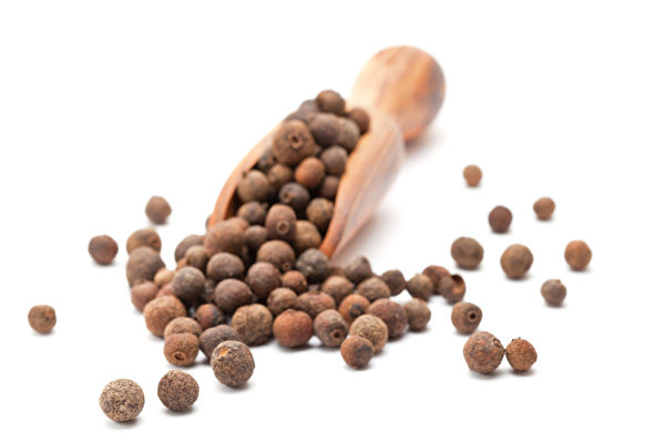 Allspice berries (also 水果乾乾燥过程,会浓缩水果中所有营养素。(fotolia) Allspice berries (also 水果乾乾燥过程,会浓缩水果中所有营养素。(fotolia)