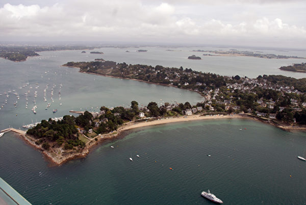 法國布列塔尼區莫爾比昂海灣(Morbihan bay)(MARCEL MOCHET/AFP) 法國布列塔尼區莫爾比昂海灣(Morbihan bay)(MARCEL MOCHET/AFP)