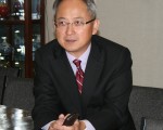 夏季昌抵任  强调民主自由人权理念