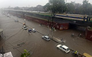 巴基斯坦山崩暴洪 至少110死