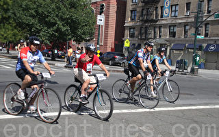 纽约世纪单车行吸引6千爱好者