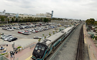 大洛杉矶通勤火车系统流失乘客60万