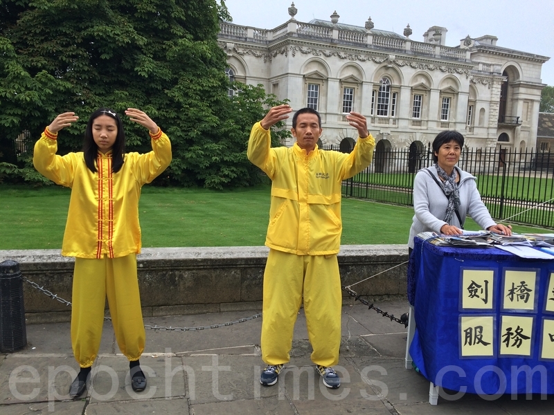 为了女儿和丈夫能公开自由地修炼法轮功,沈烈荣博士的夫人不得不面临失去工作、失去住房、失去人生安全等一系列高压。(舒羽绮/大纪元)