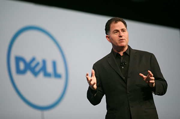 戴尔公司的创始人兼执行长麦可‧戴尔(Michael Dell)当年他就在学校宿舍卖起个人电脑,经由他改装升级过的电脑价格便宜,所以很快就销售一空,因此也赚了他的第一笔收入。大学第一学年结束后,他打算退学,但遭到父母坚决的反对。(KIMIHIRO HOSHINO/AFP) 戴尔公司的创始人兼执行长麦可‧戴尔(Michael Dell)当年他就在学校宿舍卖起个人电脑,经由他改装升级过的电脑价格便宜,所以很快就销售一空,因此也赚了他的第一笔收入。大学第一学年结束后,他打算退学,但遭到父母坚决的反对。(KIMIHIRO HOSHINO/AFP)