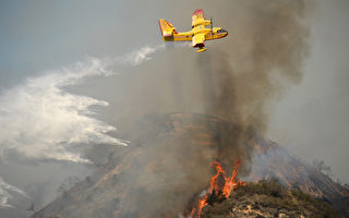 美滅火飛機在加州公園大火上空墜毀