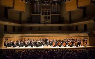 神韻交響樂團多倫多首演爆滿 音樂界名人盛讚