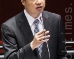 台顶新捐30亿 江揆：与法律制裁是两回事