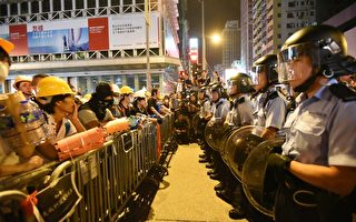 组图：香港“雨伞运动”22天 港人通宵护旺角