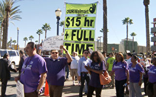 全美沃尔玛员工齐抗议  要求涨薪