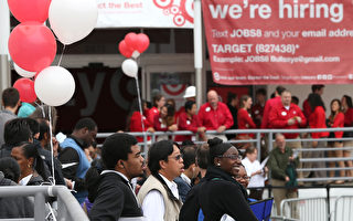 美國上週首次申請失業金人數少於30萬