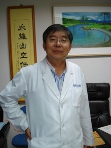 器官捐贈移植登錄中心董事長李伯璋。(孫幗英/大紀元) 器官捐贈移植登錄中心董事長李伯璋。(孫幗英/大紀元)