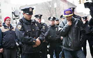 纽约华裔警官：警民应互相理解