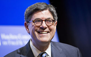 1月21日，美國財政部長傑克．盧（Jacob Lew）在布魯金斯學會的研討會中，對前一晚奧巴馬總統國情咨文中的經濟觀點展開討論。(Drew Angerer/Getty Images)
