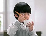 吃相坐相 决定人一生的运势