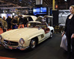 1950年代的Mercedes roaster 300SL Butterfly。(ERIC FEFERBERG/AFP)