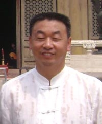 鄭祥星因為修煉法輪功做好人被中共枉判十年冤獄,現被迫害致雙目失明,失去記憶。(明慧網) 鄭祥星因為修煉法輪功做好人被中共枉判十年冤獄,現被迫害致雙目失明,失去記憶。(明慧網)