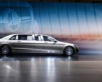 3月3日，第85屆瑞士日內瓦國際車展中亮相的6.5米長Mercedes-Maybach S 600。(FABRICE COFFRINI/AFP)