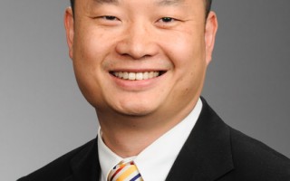 39岁台湾移民任波士顿首位亚裔学监