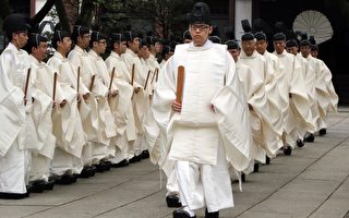 日本靖國神社春祭 安倍奉祭品不參拜