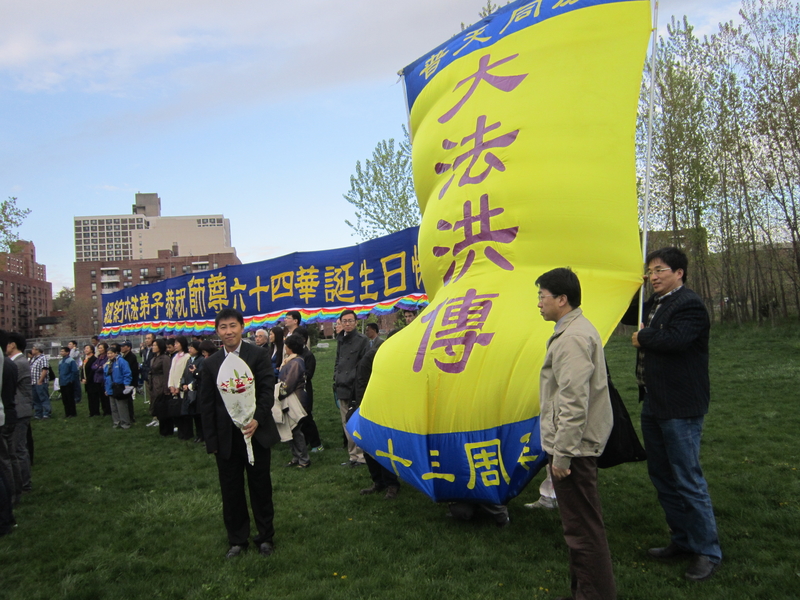 來自中國吉林省長春市的法輪功學員魏立生。(李霞/大紀元)