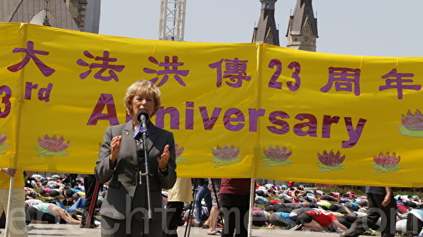 自由黨國會議員朱迪.斯格若(Judy Sgro)(大紀元圖片) 自由黨國會議員朱迪.斯格若(Judy Sgro)(大紀元圖片)