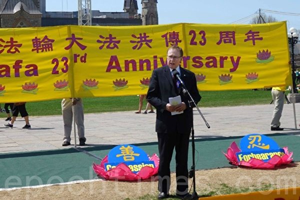 國會議員伍德沃斯(Steven Woodworth)(大紀元圖片) 國會議員伍德沃斯(Steven Woodworth)(大紀元圖片)