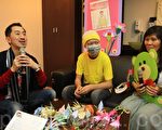 为癌友打气 疗愈歌手病床前献唱