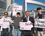 5月6日晚，库柏蒂诺副市长、市议员张昭富也到场表示支持反扩容民众。（马有志／大纪元）