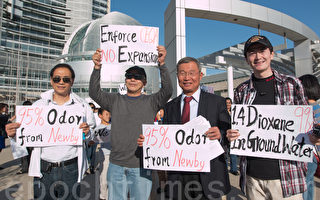 5月6日晚，库柏蒂诺副市长、市议员张昭富也到场表示支持反扩容民众。（马有志／大纪元）