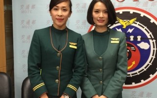 台机场急救 长荣空姐救活昏迷旅客