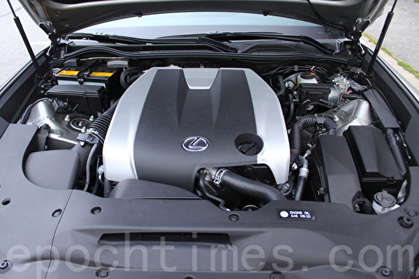 车评 日式豪华轿跑15 Lexus Rc350 Awd 汽车测试 大纪元 车评 日式豪华轿跑15 Lexus Rc350 Awd 汽车测试 大纪元