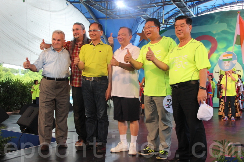 2015童玩节开幕各国祝20岁生日快乐 大纪元