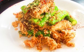 【玩料理】辣味鱼子和绿芦笋