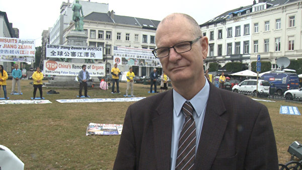 人權無疆界組織政策顧問Mark Barwick接受採訪。(大紀元) 人權無疆界組織政策顧問Mark Barwick接受採訪。(大紀元)