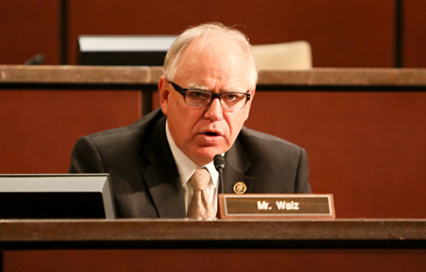Timothy Walz 議員(李莎/大紀元) Timothy Walz 議員(李莎/大紀元)