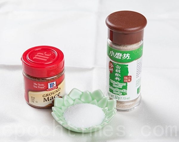 (許心如/大紀元) 【梁廚美食】奶油大蒜薯仔湯