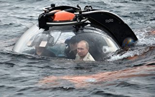 普京克里米亚潜水 乌总统：挑战文明世界