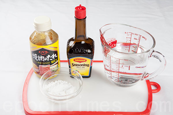 (許心如/大紀元) 【梁廚美食】燒汁雜菌炒牛柳粒