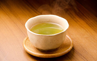 日本学生游上海遇天价茶水 一口水要48块