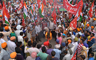印度罢工  号称1亿5000万人响应
