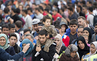 叙童伏尸照撼人心 扭转欧洲难民危机