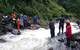 颱風過境登山隊受困山區 警消救援