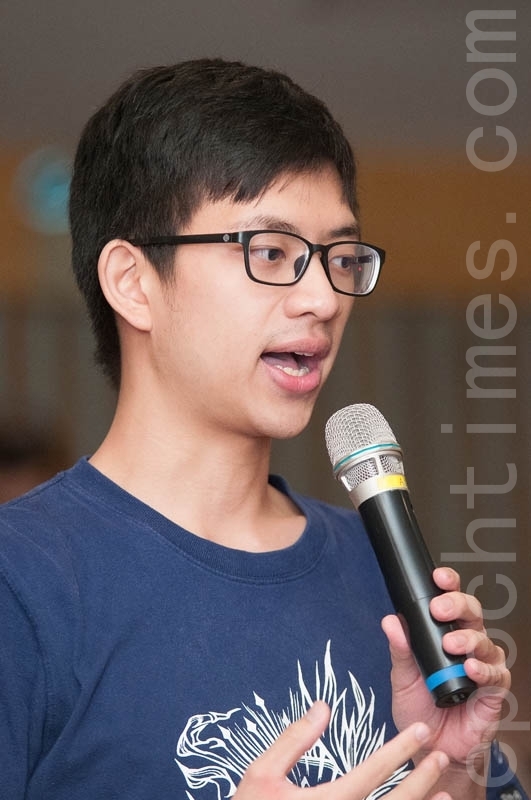 臺灣國防醫學院醫學系系學會人權部與「臺灣國際器官移植關懷協會」日前在國防醫學院舉辦《活摘》特映暨導演分享會,學生踴躍提問發言。(王仁駿/大紀元) 臺灣國防醫學院醫學系系學會人權部與「臺灣國際器官移植關懷協會」日前在國防醫學院舉辦《活摘》特映暨導演分享會,學生踴躍提問發言。(王仁駿/大紀元)