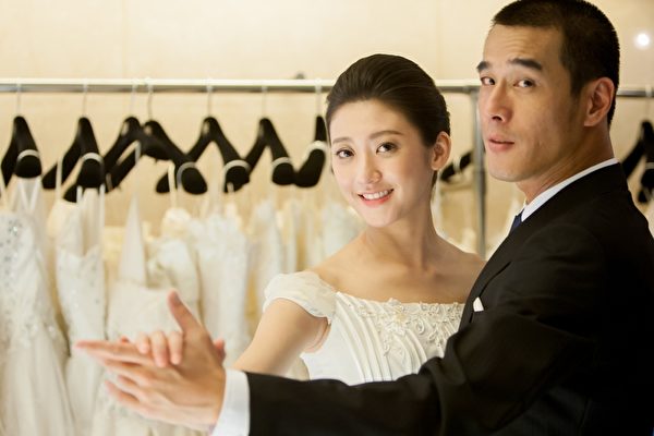 林逸欣與黃騰浩拍婚紗照。(台視提供) 林逸欣與黃騰浩拍婚紗照。(台視提供)