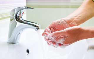 肥皂、洗手液和溫水為何對殺死病毒有效果