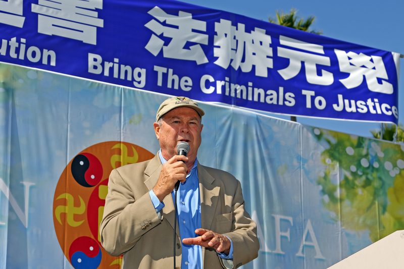 美國國會議員羅拉巴克(Dana Rohrabacher)(潘在殊/大紀元)