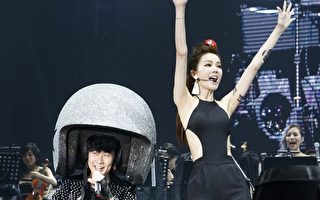 林俊杰巡演终场圆梦 与谢金燕同台热唱